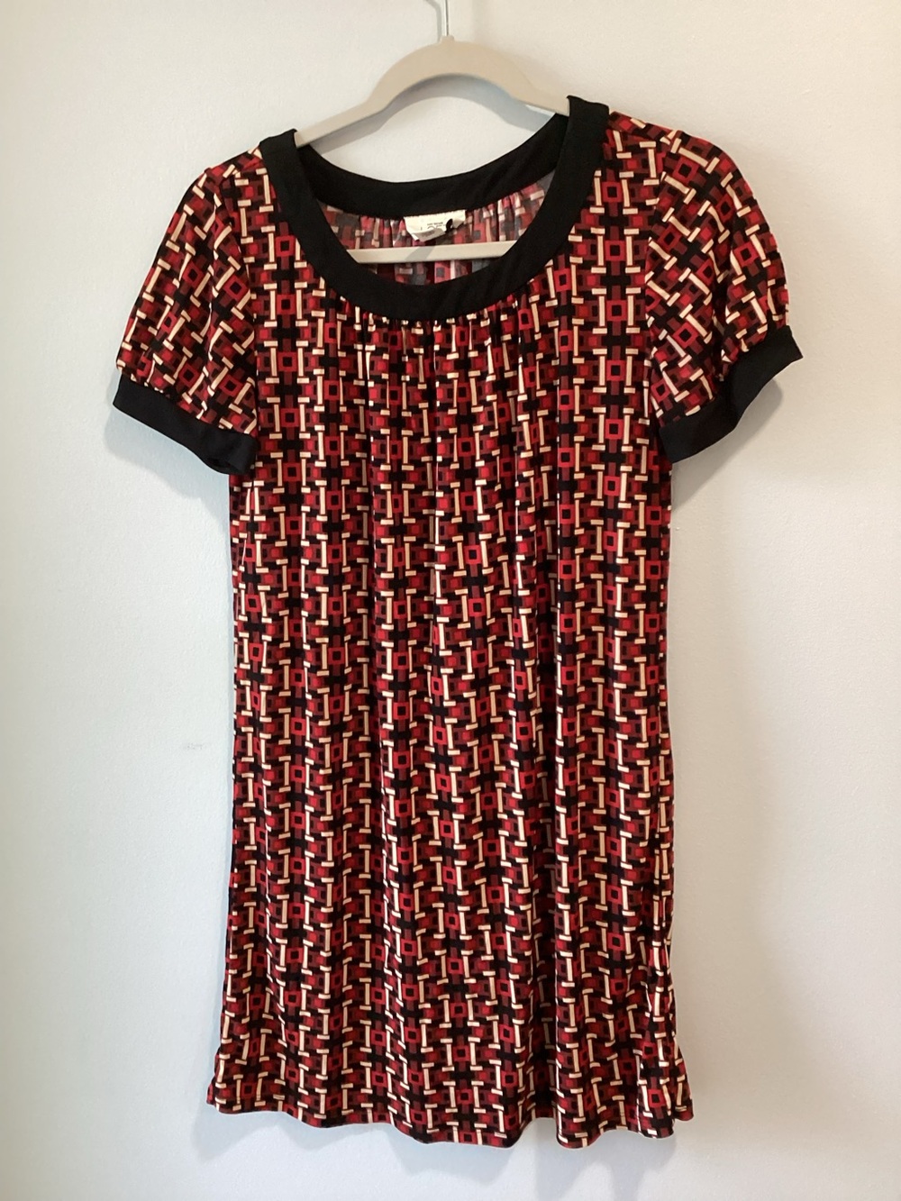 LOFT Geometric Mix Short Sleeve Dress in Black, Red & Tan